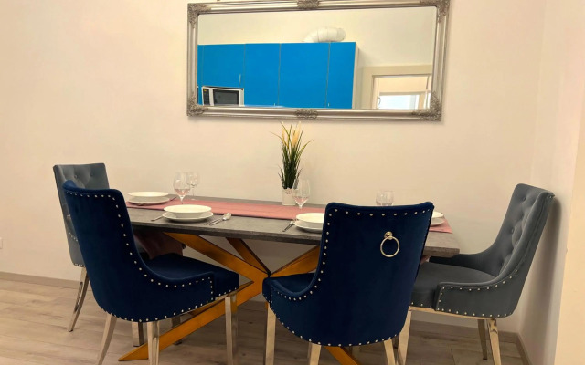 R8 Guest house by Small Home Budapest