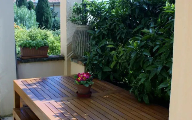 Happyfew - La Charmante