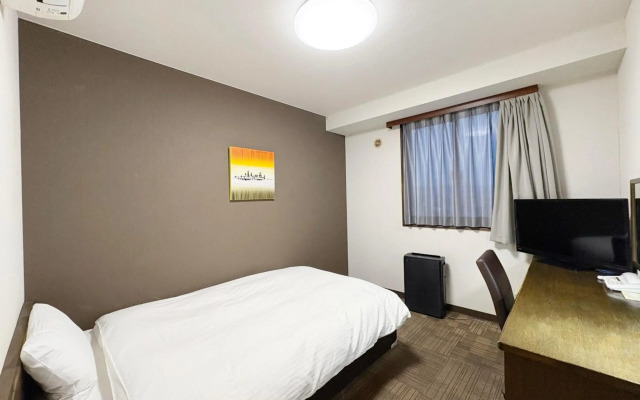 Hotel Route-Inn Court Minami Alps