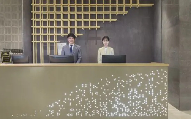 Meihao Lizhi Hotel (Hangzhou Longhu Zijingtian Street Sandun Subway Station Branch)