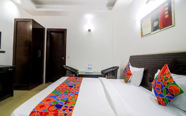 FabHotel Blue Moon Residency