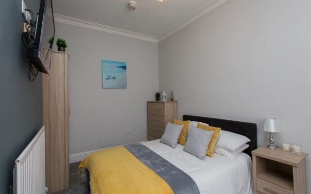 Town House @ Wistaston Road