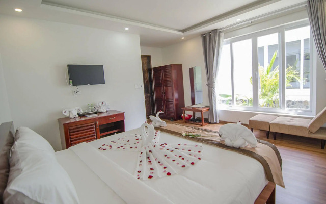 White Lotus Resort