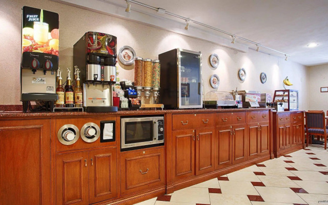 Baymont by Wyndham Bellevue / Omaha