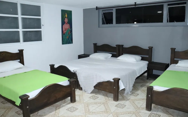Hotel Inambu