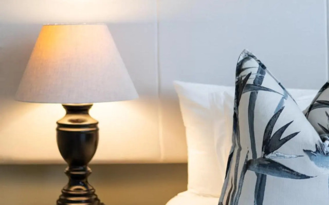 Willets Hotel