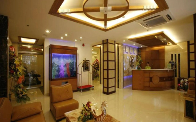 Adora Hotel
