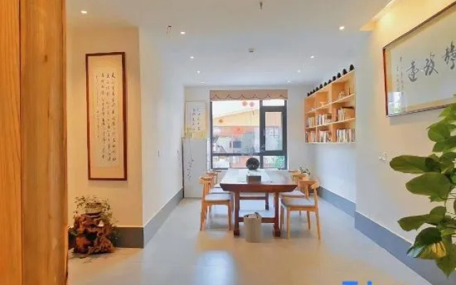 Xingping Inn