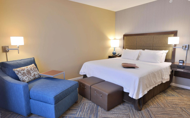 Hampton Inn & Suites Chippewa Falls