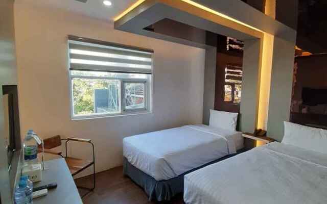 Hotel Surya Pantai Losari