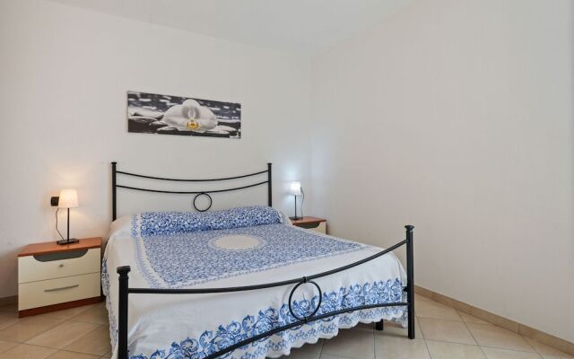 Traditional Holiday Home in Moneglia With Private Terrace