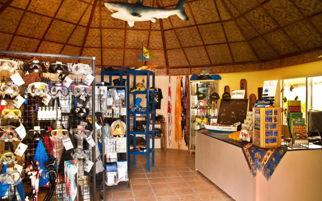 Easy Diving and Beach Resort