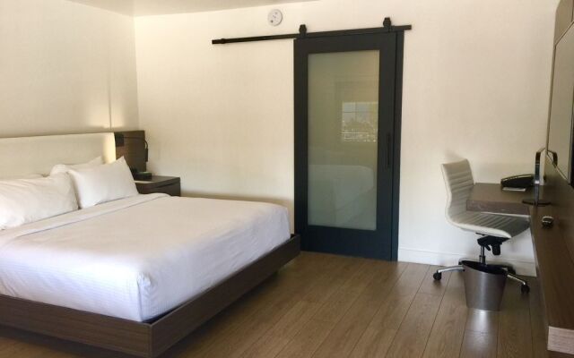 The Nest Hotel