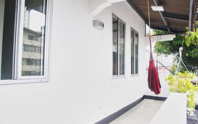 Edens Garden Hostal