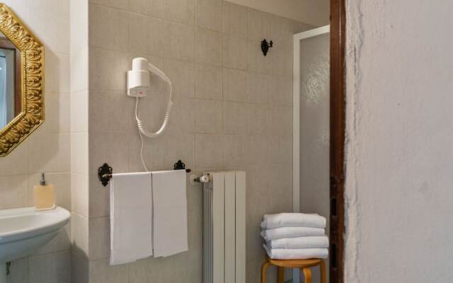 Scenic Apartment in Rapolano Terme with Swimming Pool