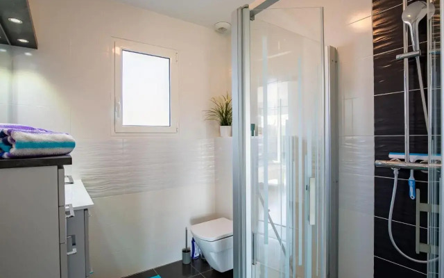 Holiday Home La Goulvinoise - GOV201