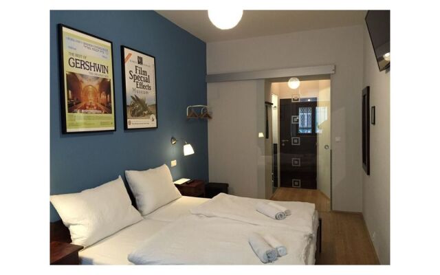 Central Station Studios II - Vacation Rentals