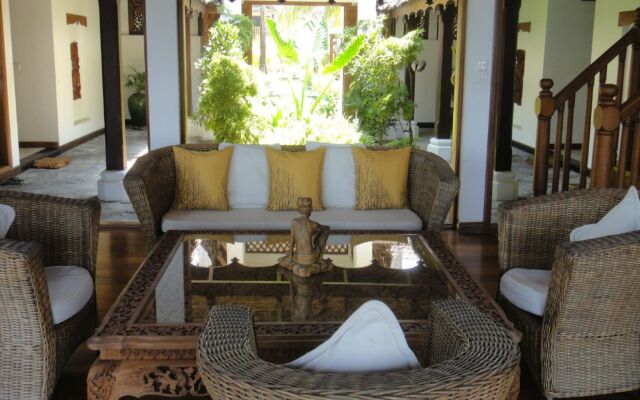 Yoma Cherry Lodge
