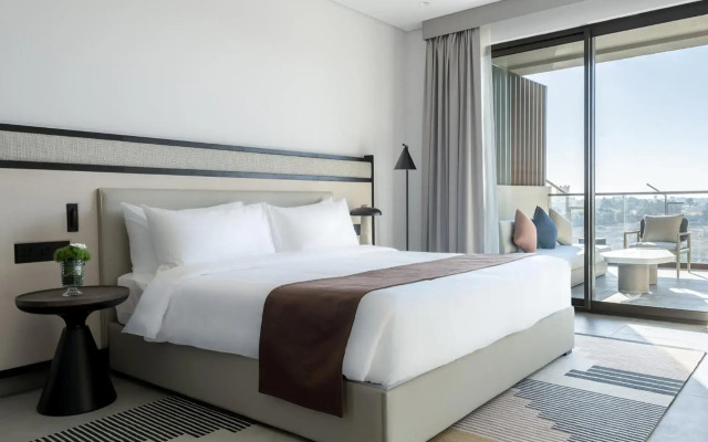 Fraser Suites AL Liwan