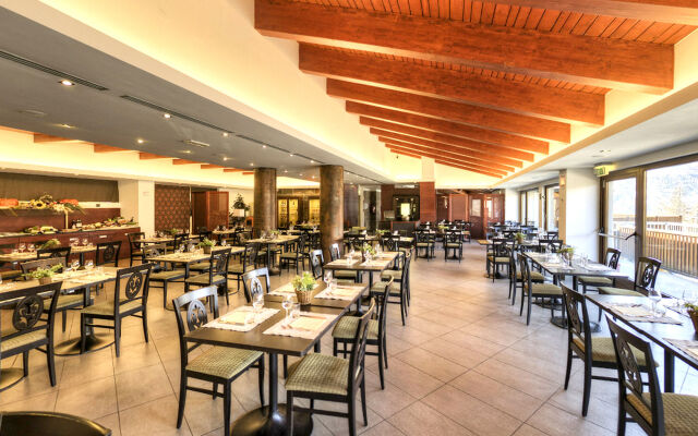 Hotel Sansicario Majestic