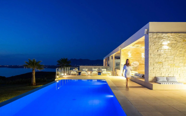 Villa Elias