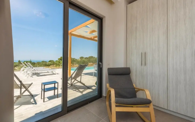 Alonaki Apartments