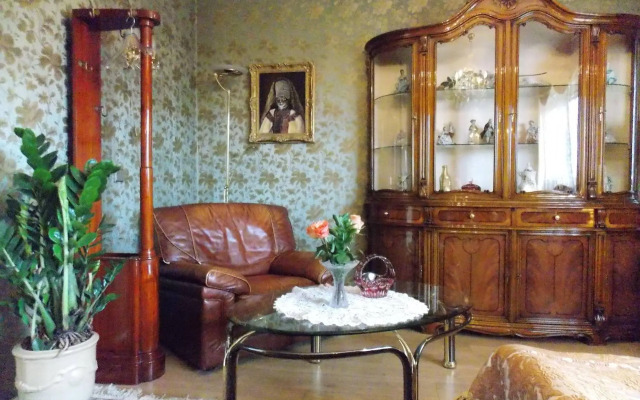 Weena House