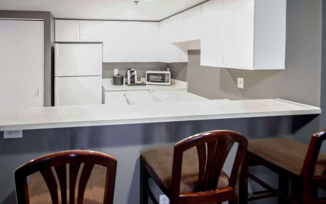 Hotel Faubourg Montreal