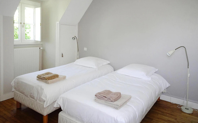 Holiday Home in Carnac Near Sandy Beach