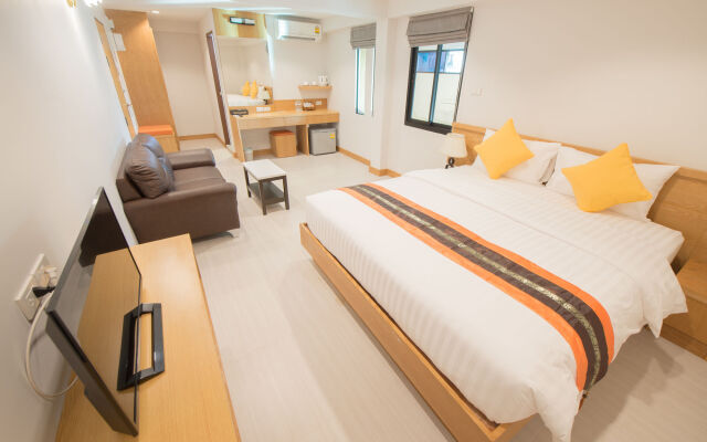 Old Town Chiangmai Boutique