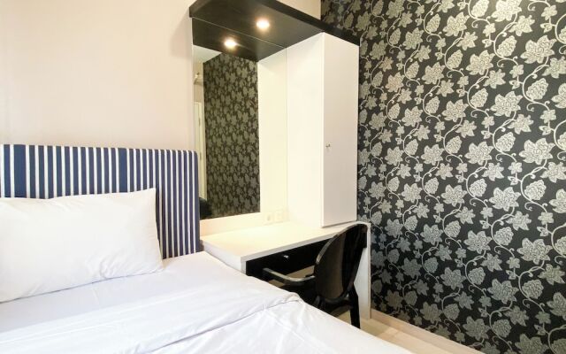 Warm Living And Homey 2Br At Springlake Summarecon Bekasi Apartment