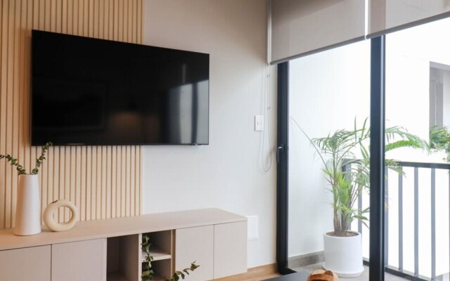 w Authentic 2BR in Miraflores