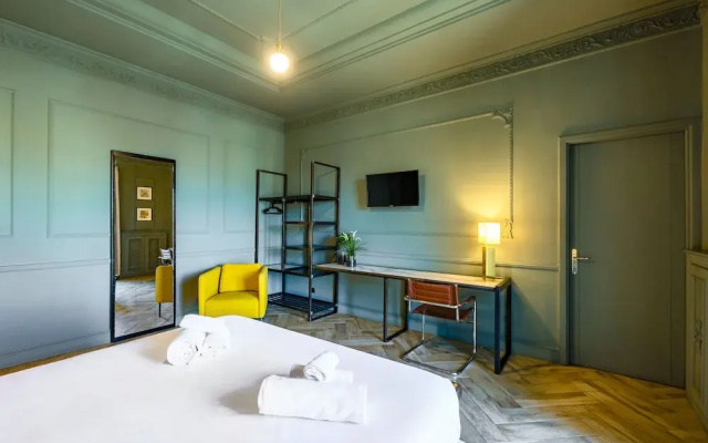 Elite Art Palace by Napoliapartments