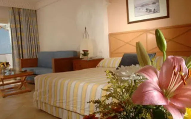 Continental Garden Reef Resort