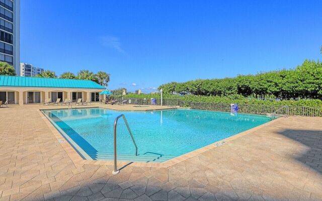 Seascape at Waterside