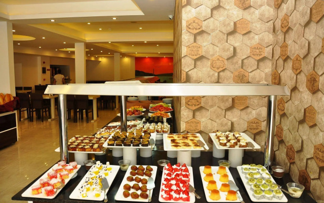 Acar Hotel