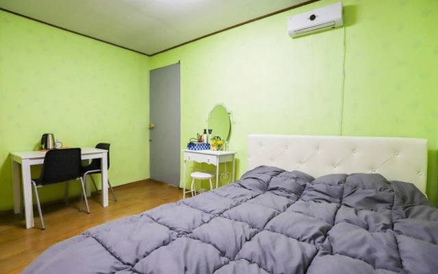 Hoengseong Sigollageune Pension