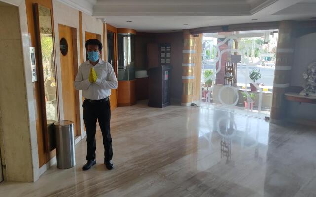 Chandra Inn