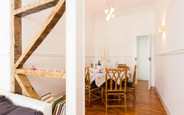 Lisbon Secret & Charming Baixa 4 Bedroom Apartment