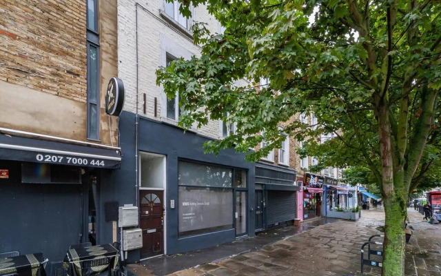 Period Flat in Islington With Modern Charm