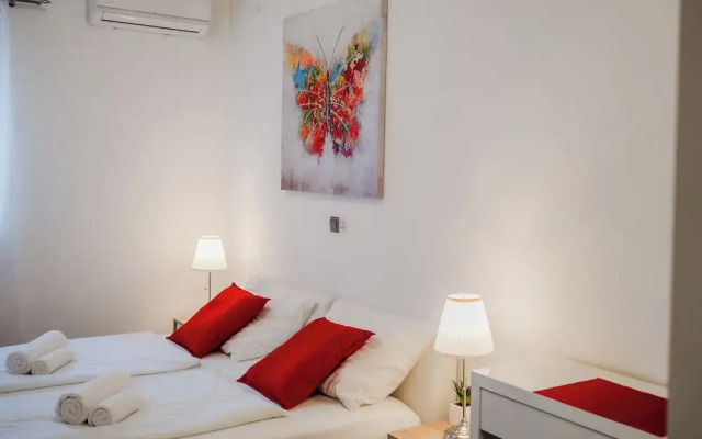 Red Vibe Studio Central 2