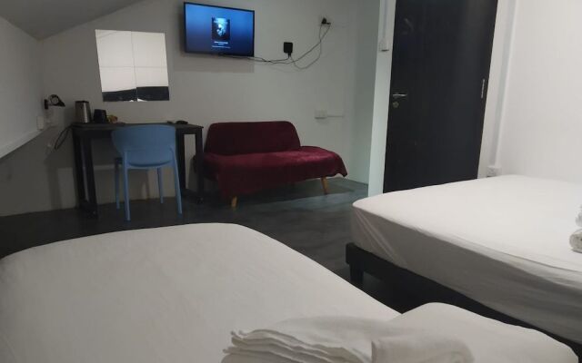 Galaxy Pods Capsule Hotel Boat Quay