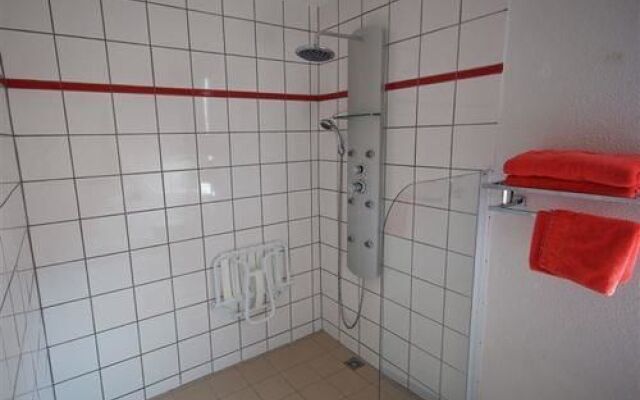 Hotel Kyriad Design ENZO PONT A MOUSSON