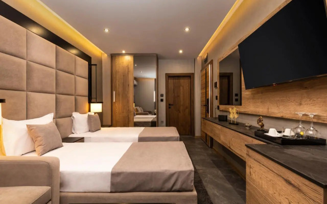 SOHO Apart House