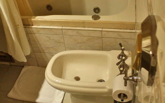 Le Batiment