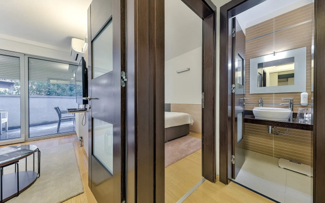 Madison Luxury Apartments & Rooms