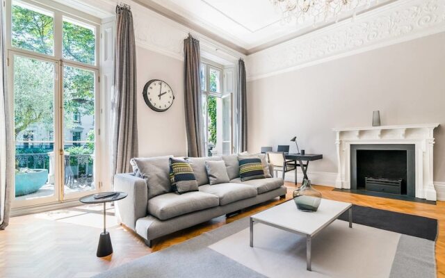 Luxury 3BR Home in Heart of Paddington, 6 Guests