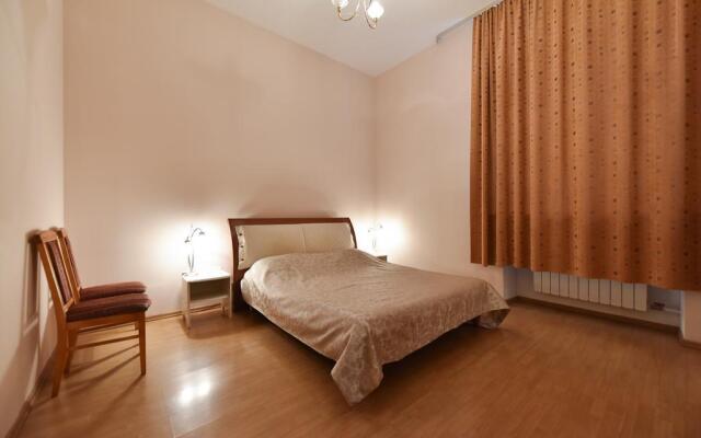 Bergus Apartments Near Admiralteyskaya