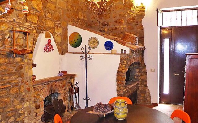 House 200 Tower Palinuro