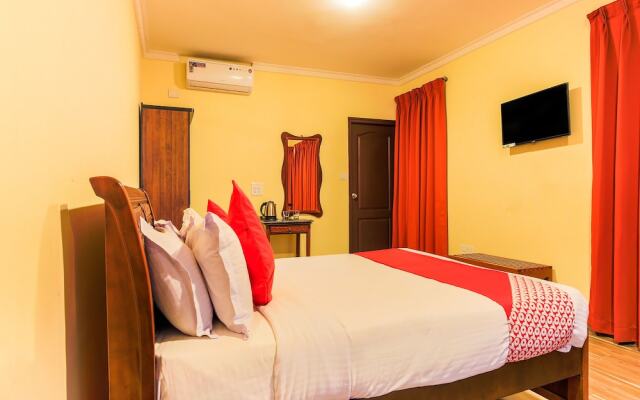 OYO 22410 Mandovi Riverfront Hotel By Ben Hospitalities